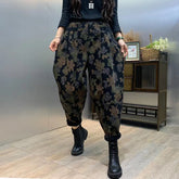 Taillierte schwarze Jeanshose mit Cinch-Print für den Winter